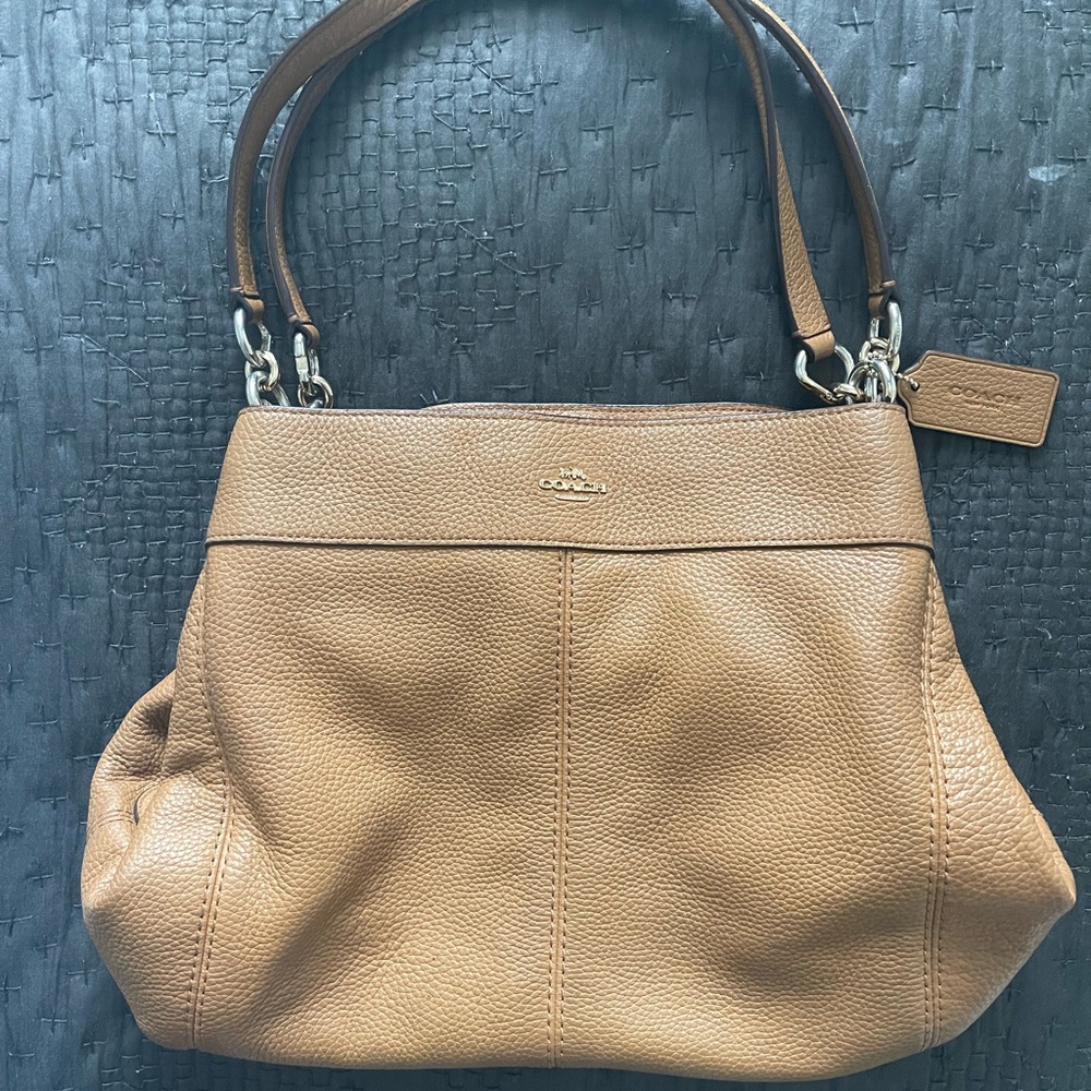 COACH F28997 Lexy Shoulder Bag